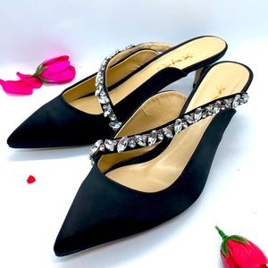 XYD pointed toe black kitten heels size 8